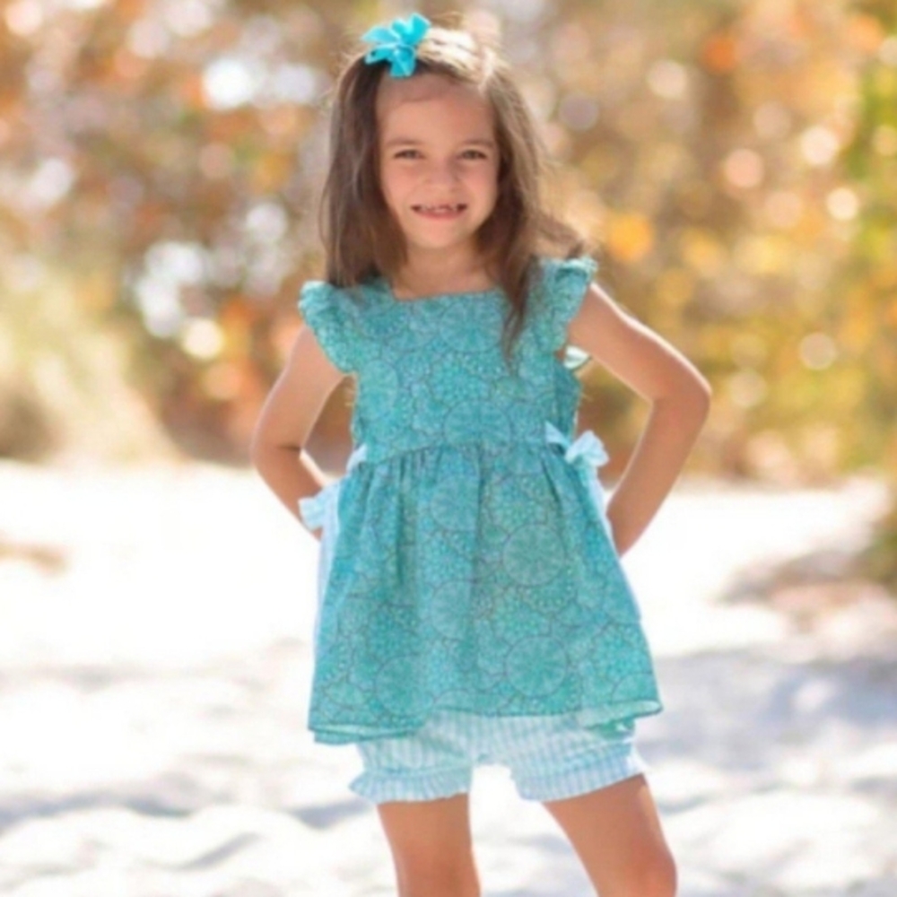 Green Patterned Baby Dress with Bloomers - Picture 5 of 6